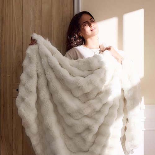 Fluffy Blanket for Couch Soft Luxury Faux Rabbit Fur Throw Cozy Fuzzy