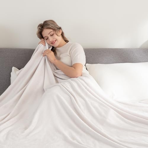 Berkshire Blanket Classic VelvetLoft® Solid Bed Blanket Queen