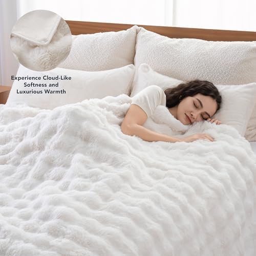 Berkshire Faux Fur & Velisse Reversible Blanket - Ultra Soft Plush