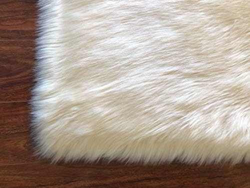 LAMBZY Faux Sheepskin Bedspread, King 120''x115'', Cream