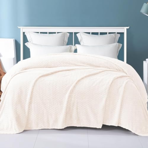 Exclusivo Mezcla Soft Fleece Bed Blanket King Size, 90”x104”, Off