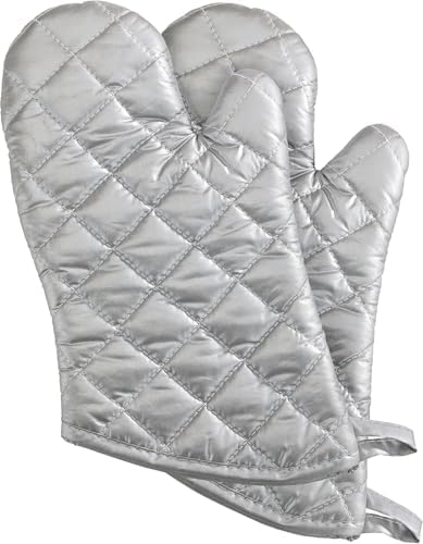 New Star Foodservice Oven Mitts with Extra Defense, up to 400F, Silver