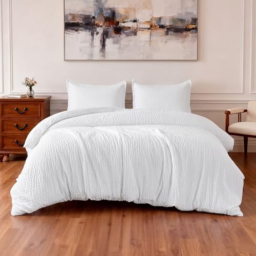 Amazon Basics Duvet Cover Set with Jacquard Geometric Pattern, 3-Piece
