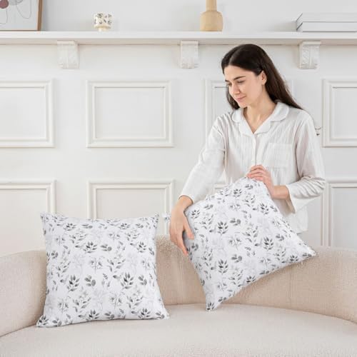 Erosebridal Vintage Printed Pillow Covers 22x22 Inch Set of 2 Bohemia
