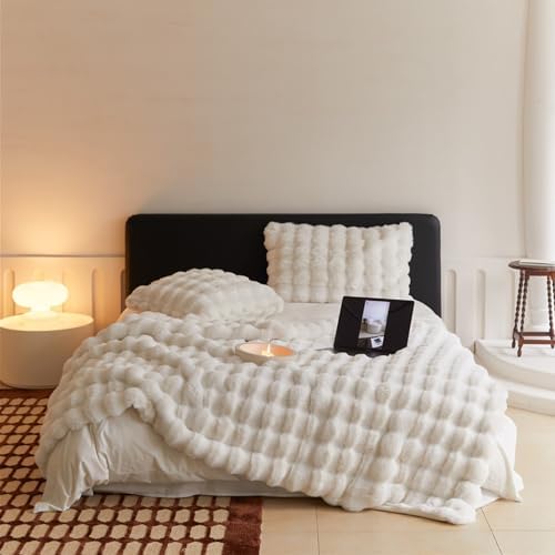 MERRYLIFE Luxury Faux Rabbit Fur Throw Blanket for Couch Bed Beige