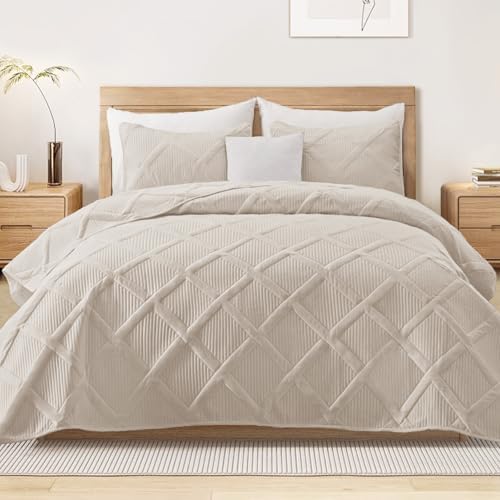 Exclusivo Mezcla 3-Piece Soft Quilt King Size Bedding Set, Beige Cream