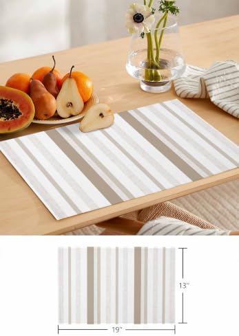 Retro Lines Table Runner and Placemats Set of 6 Farmhouse Beige Varied