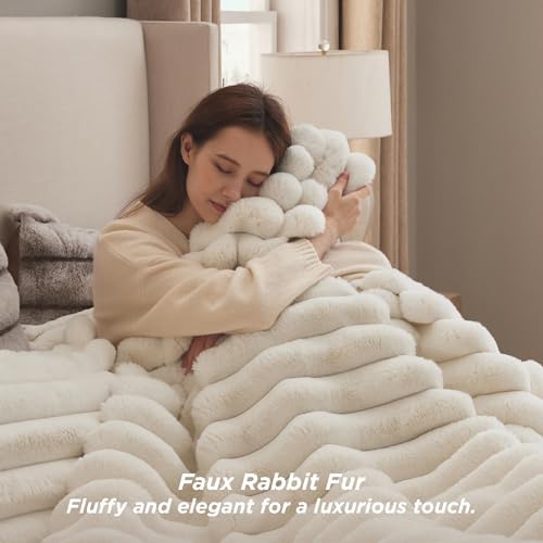 Bedsure Faux Fur King Comforter Set, Striped Fluffy Bedding Sets Beige