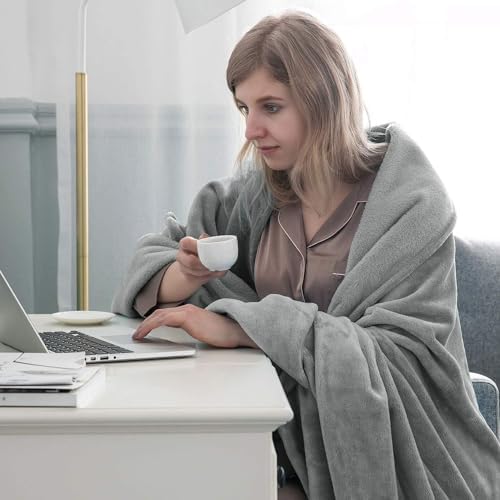 Fleece Throw Blanket Couch Travel 50x60 Silver Grey
