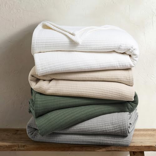 EverGrace Cotton Gauze Matelassé Coverlet Set, King Size, Soft Oat