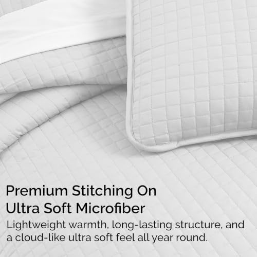 Oversized King Quilt Bedding Set with 2 Quilted Pillow Shams, White