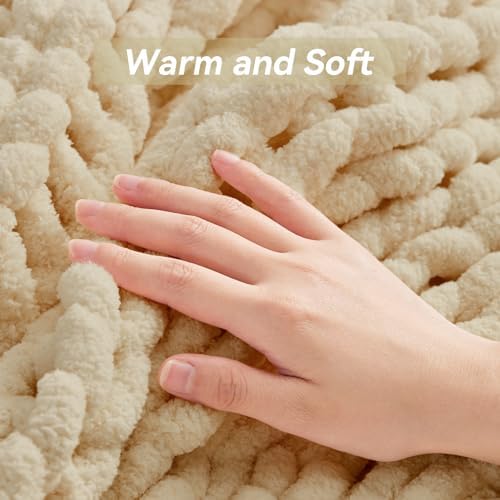 Negwoo Chunky Knit Throw Blanket, Knitted Throw Chenille Yarn, 50"*60"