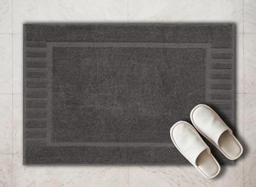 White Classic Luxury Charcoal Bath Mats 22x34, 2 Pack