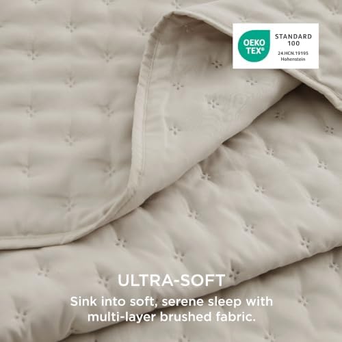 Bedsure King Size Quilt Bedspread, Thin Comforter, Oatmeal Coverlet