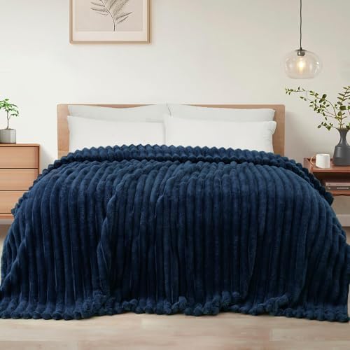 Exclusivo Mezcla Striped California King Fleece Bed Blanket, Navy Blue