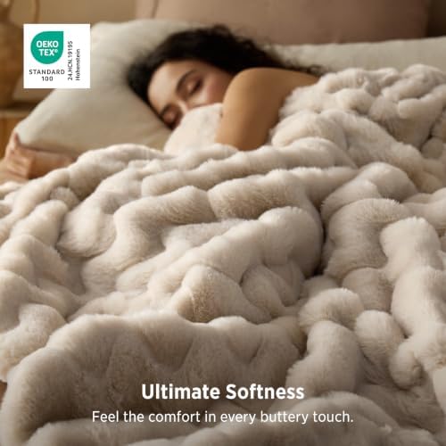 Bedsure Wave Striped Faux Fur Throw Blanket, Beige, 60x80
