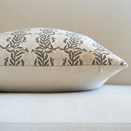 FIOUOVO Floral Throw Pillow Covers 20x20 Set of 2 Block Print Cushion