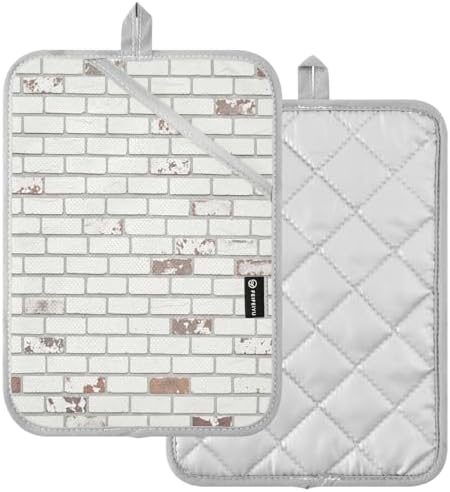 Gray Wall Heat Resistant Pot Holders Set of 2, Quilted Silver Lining
