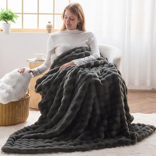 NEWCOSPLAY Faux Fur Fluffy Bubble Twin Blanket for Couch, Grey