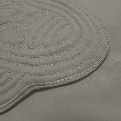 Loom and Mill Quilted Table Placemats Set of 6, 12x18 inch, Light Gray
