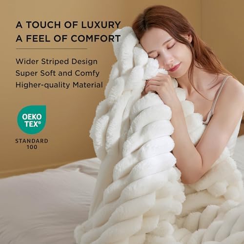 Bedsure Light Taupe Fleece Blanket for Couch&Twin Blanket for Couch