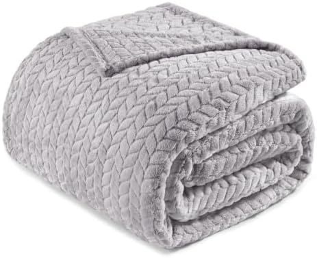 Exclusivo Mezcla Soft Fleece Bed Blanket King Size, 90”x104”, Light