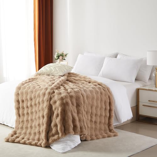 Taupe Faux Rabbit Fur Bubble Throw Blanket 50 x 60 in
