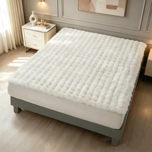 YUSOKI Double Sided Faux Rabbit Fur Throw Blanket, Cream, 60"x72"