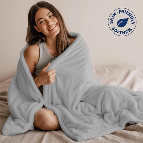 Fleece Blanket Gray Throw Blanket for Couch Sofa Simple Style Soft
