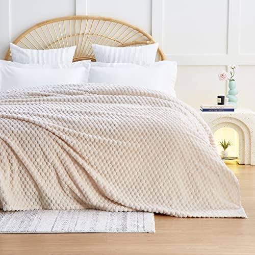 EXQ Home Beige Soft Fleece King Blanket Cozy Throw for Bed,Turtle