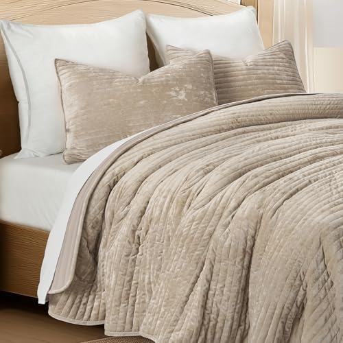 EverGrace Stripe Channel Luxury Velvet Quilt Set King Size, Beige