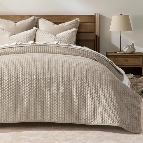 EverGrace Cross-Stitch Velvet Quilt Set, King Size, Light Taupe