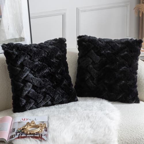 Yaertun Set of 2 Decorative Throw Pillow Covers Thick Plush Wool Throw