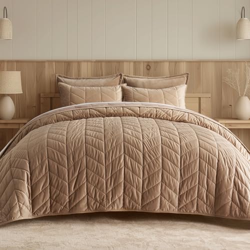 EverGrace 3 Pieces Matelasse Oversized Velvet Quilts, Queen, Khaki Tan