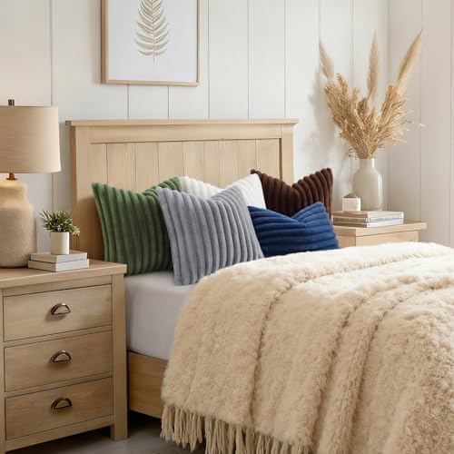 decorUhome Fall Faux Fur Throw Pillow Covers 22x22 Set of 2 Olive