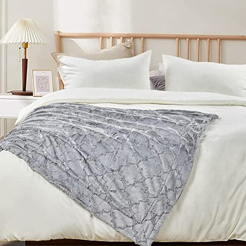 Home Soft Things Brushed Faux Fur Throw with Sherpa Backing, 60" x