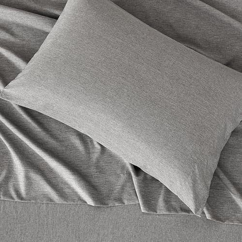 Amazon Basics Sheet Set Cationic 3-Piece Bedding Set, Wrinkle Free and