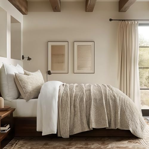 EverGrace Stripe Channel Luxury Velvet Quilt Set King Size, Beige