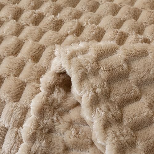 Super Soft Fuzzy Plush Blanke, Warm Fluffy Fleece Blanket for Bed