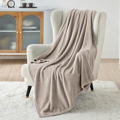 Bedsure GentleSoft Fleece Throw Blanket for Couch Oxford Tan
