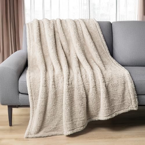 PAVILIA Sherpa Throw Blanket for Bed Couch Sofa, Cream Beige 90x108