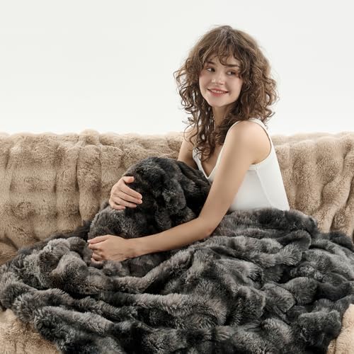 Wajade Fluffy Faux Fur Throw Blanket for Couch Bed 90x90, Luxury Soft