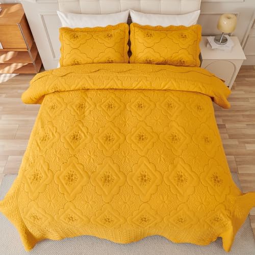 Cmfshape Floral Embroidery Quilt Set,3 Pieces Queen Quilt Bedding