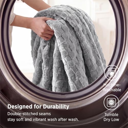 Bedsure Checkered Soft Cozy Queen Blanket for Bed, Grey, 90"×90"