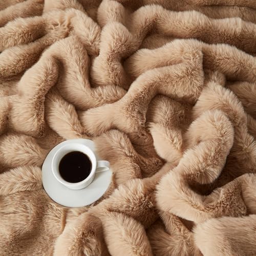 Taupe Faux Rabbit Fur Bubble Throw Blanket 50 x 60 in