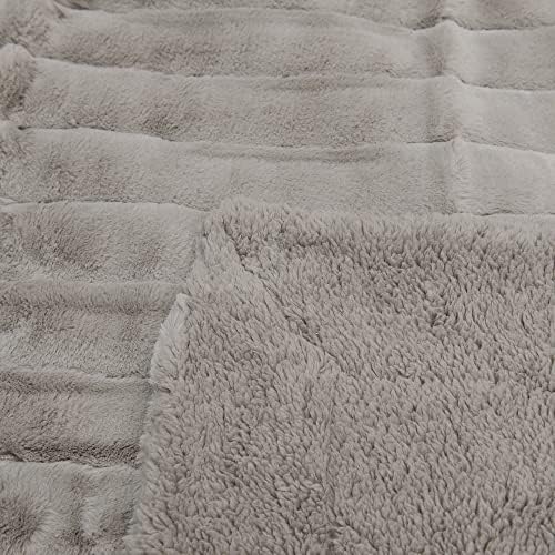Home Soft Things Super Mink Faux Fur Throw Blanket, 50"x60", Light