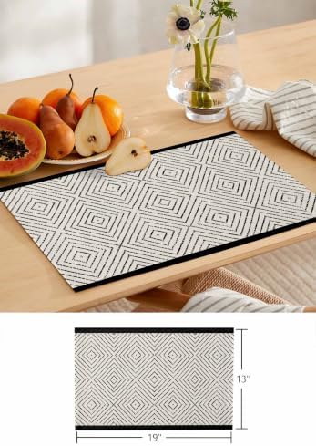 Country Line Table Runner and Placemats Set of 4 Rustic Traditional