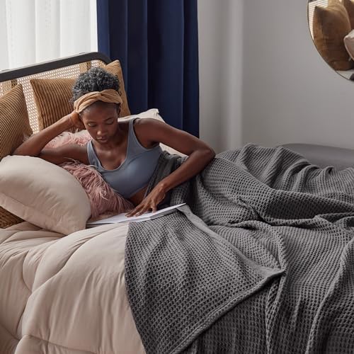 Bedsure 100% Cotton Big Oversized King Blanket, Waffle Weave, Charcoal