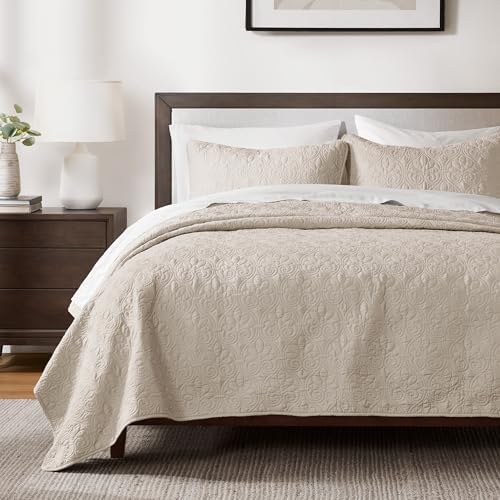 Madison Park Luxurious Cotton Damask Quilt Set, 3PC King/Cal King Bed