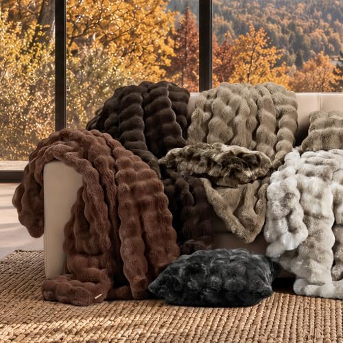 EverGrace Double-Sided Bubble Faux Fur Throw Blanket, 60"x80", Light